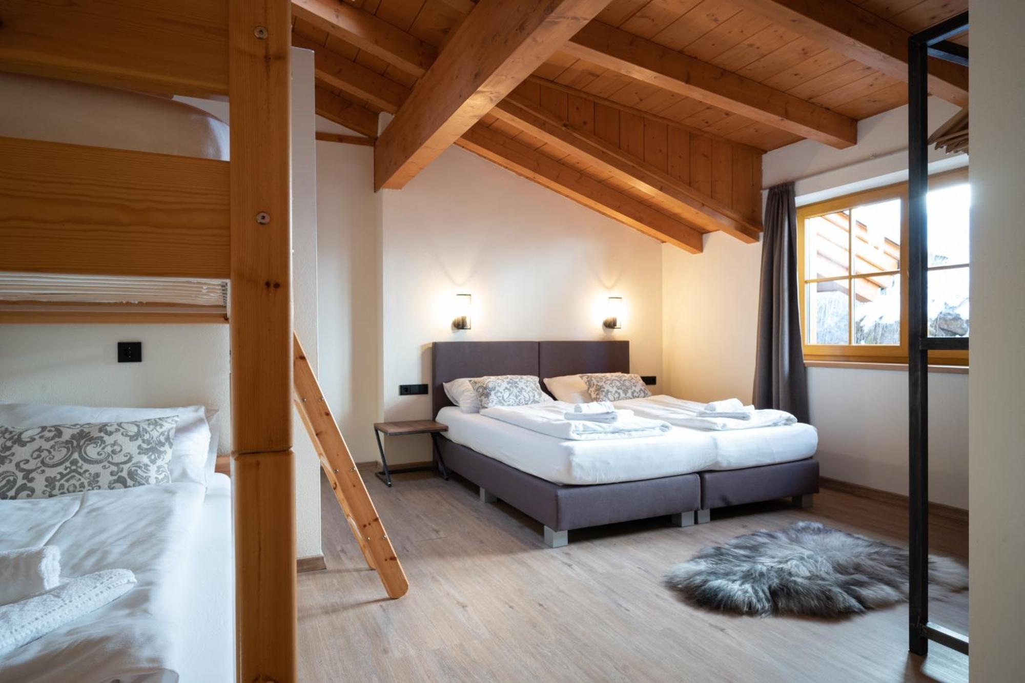 Landhaus Lodges Kaprun By We Rent Habitación foto